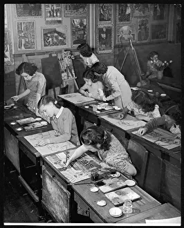 Concentrating: ART CLASS 1950