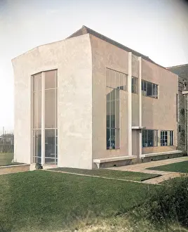 Kingsgate: ART DECO HOUSE