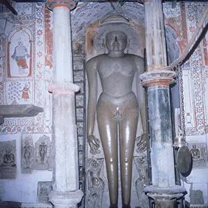 Jain: ART/STATUE OF JAIN GOD