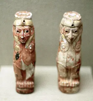 Artefacts: Artefacts (Sphinx figures) from Turkey