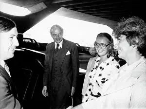 Hartman: Arthur Hartman talking with friends