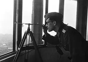 Observers: Artillery observation post along the Channel coast, 1942
