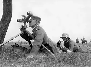 Rangefinder: Artillery observer of the National Defense Forces, 1928