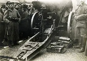 Polling: Artillery protects the polling station, 1919