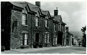 Launceston: Arundell Arms Hotel, Lifton, Devon