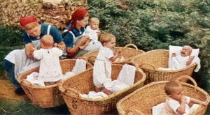 Bringing: ARYAN TYPES/CHILDREN
