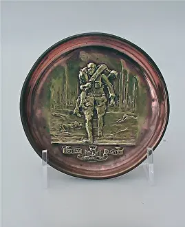 Nobly: Ashtray - Tommy carrying a wounded comrade