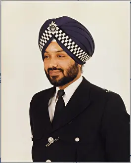 Sikh: ASIAN POLICE OFFICER