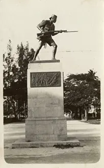 Askari: Askari Monument, Dar-es-Salaam, Tanzania, East Africa