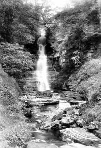 Foss: Askrigg, Mill Gill Foss 1896
