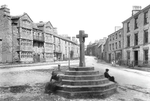Askrigg: Askrigg, Market Cross 1911