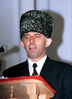 Rybkin: Aslan Maskhadov addresses the audience at the