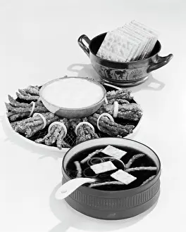 Frt001: Asparagus Soup Crackers Retro