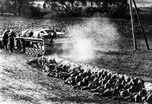 Sturmgeschutz: Assault gun and infantry of the Wehrmacht on the Eastern