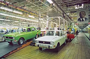 Moskvich: Assembling line of AZLK plant, 1979