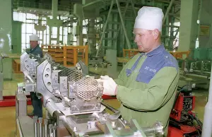 Reactors: Assembling of load units for nuclear-power reactors, 1996