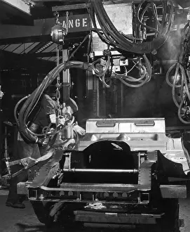 Heinz Zinram: Assembling an undercarriage