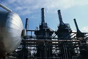 Refinery: Associated gas processing plant in Surgut, 1985