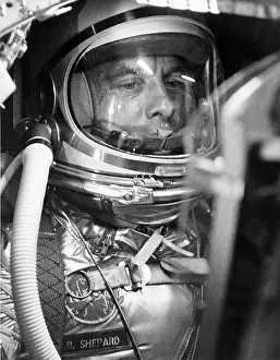 Spaceships: Astronaut Alan Shepard inside the Mercury ?