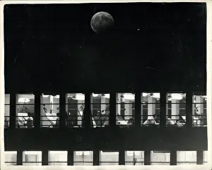 Eclipses: Astronaut - Comets - NASA - Space - Spacecraft - UFOs