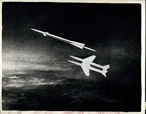 Forges: Astronaut - Comets - NASA - Space - Spacecraft - UFOs