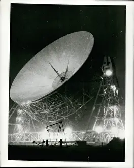 Traced: Astronaut - Comets - NASA - Space - Spacecraft - UFOs