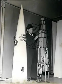 Geophysical: Astronaut - Comets - NASA - Space - Spacecraft - UFOs