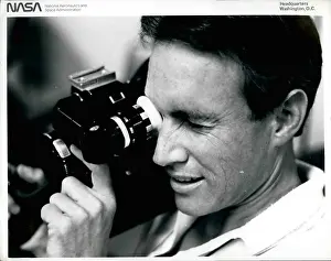 Arriflex: Astronaut - Comets - NASA - Space - Spacecraft - UFOs