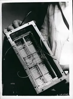 Dispenser: Astronaut - Comets - NASA - Space - Spacecraft - UFOs
