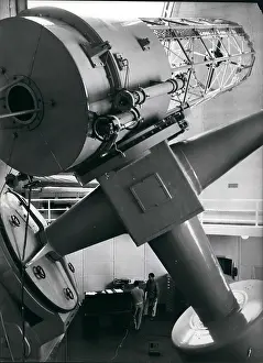 Revolving: Astronaut - Comets - NASA - Space - Spacecraft - UFOs
