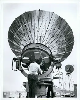 Transmitting: Astronaut - Comets - NASA - Space - Spacecraft - UFOs