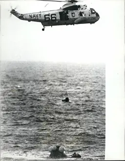 Splashdown: Astronaut - Comets - NASA - Space - Spacecraft - UFOs