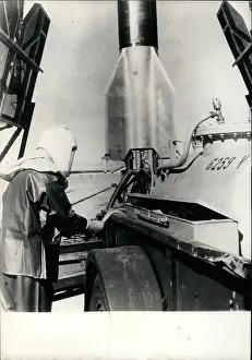 Altitudes: Astronaut - Comets - NASA - Space - Spacecraft - UFOs