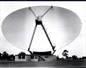 Jodrell: Astronaut - Comets - NASA - Space - Spacecraft - UFOs