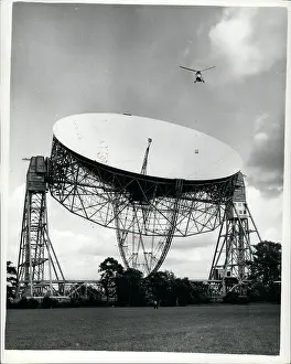 Monitoring: Astronaut - Comets - NASA - Space - Spacecraft - UFOs