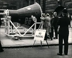 Loaned: Astronaut - Comets - NASA - Space - Spacecraft - UFOs