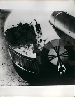 Dumped: Astronaut - Comets - NASA - Space - Spacecraft - UFOs