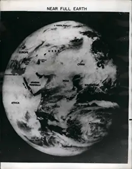 Longitude: Astronaut - Comets - NASA - Space - Spacecraft - UFOs