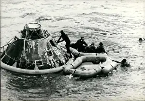Roosa: Astronaut - Comets - NASA - Space - Spacecraft - UFOs