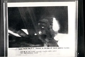 Intrepid: Astronaut - Comets - NASA - Space - Spacecraft - UFOs