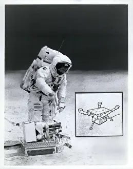 Laboratories: Astronaut - Comets - NASA - Space - Spacecraft - UFOs
