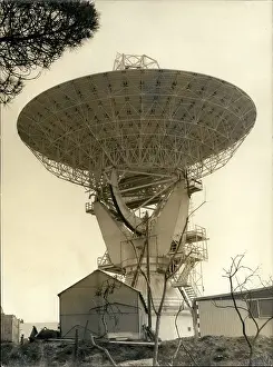 Capturing: Astronaut - Comets - NASA - Space - Spacecraft - UFOs
