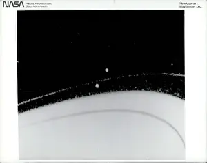 Instant: Astronaut - Comets - NASA - Space - Spacecraft - UFOs