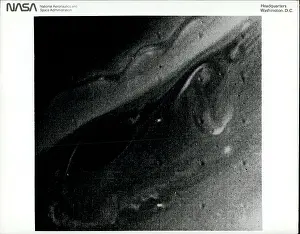 Shear: Astronaut - Comets - NASA - Space - Spacecraft - UFOs