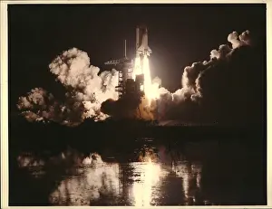 Prolonged: Astronaut - Comets - NASA - Space - Spacecraft - UFOs
