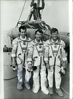 Chretien: Astronaut - Comets - NASA - Space - Spacecraft - UFOs