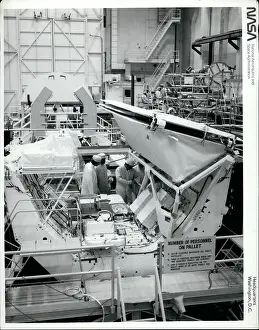 Monitoring: Astronaut - Comets - NASA - Space - Spacecraft - UFOs