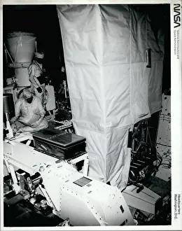 Identify: Astronaut - Comets - NASA - Space - Spacecraft - UFOs