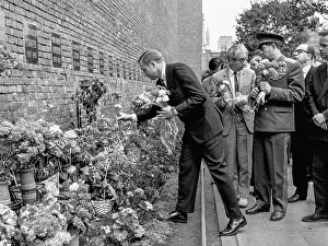 Burials: Astronaut Neil Armstrong Visits USSR