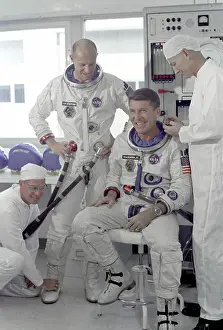 Gemini: ASTRONAUT WALTER SCHIRRA